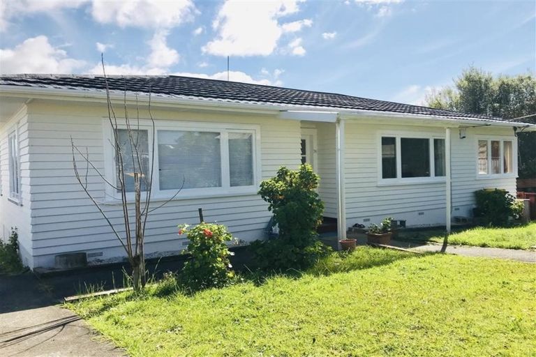 Photo of property in 1/78 College Road, Northcote, Auckland, 0627