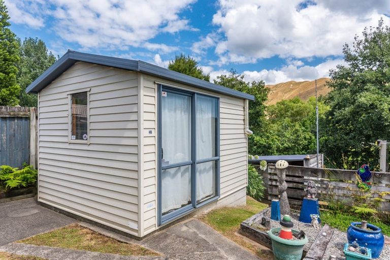 Photo of property in 48 He Awa Crescent, Waikanae, 5036