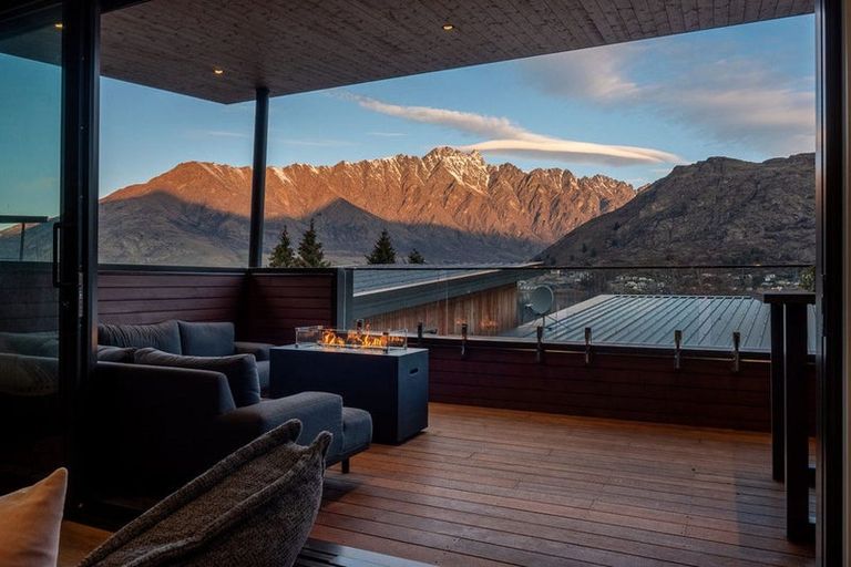 Photo of property in 13 Livingstone Lane, Frankton, Queenstown, 9300