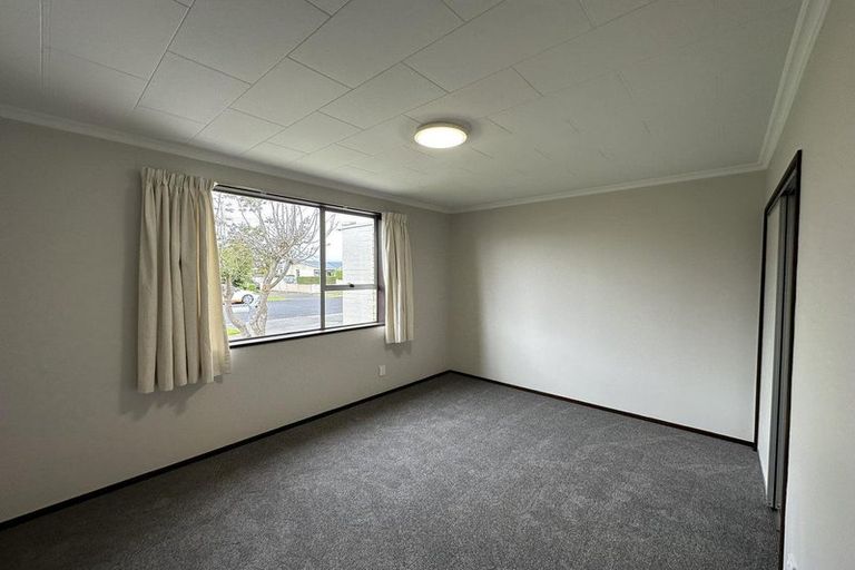 Photo of property in 39 Severn Street, Green Island, Dunedin, 9018