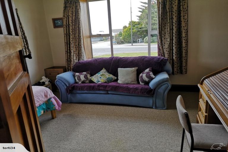 Photo of property in 81 Weld Street, Hokitika, 7810