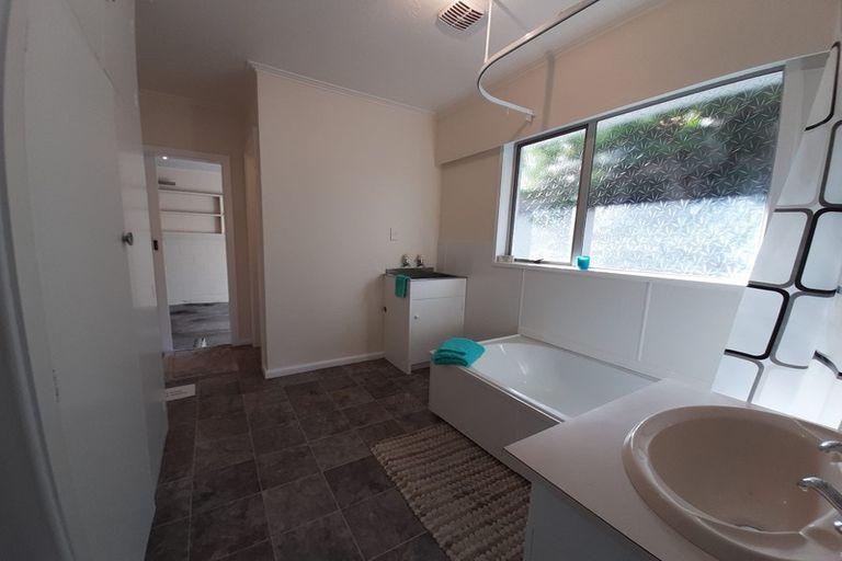 Photo of property in 1/16 Mountbatten Street, New Brighton, Christchurch, 8061