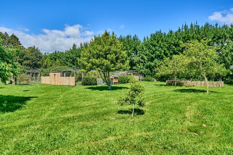 Photo of property in 96 Arcus Road, Te Horo, Otaki, 5582
