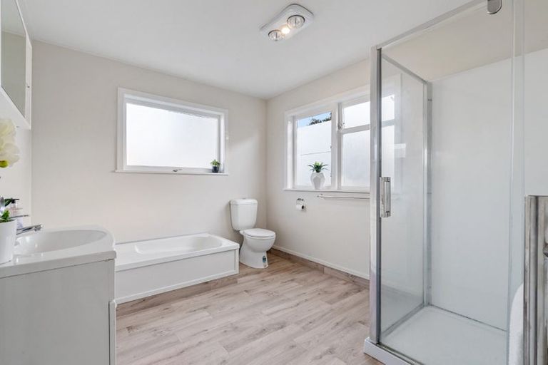 Photo of property in 73 Marne Road, Papakura, 2110