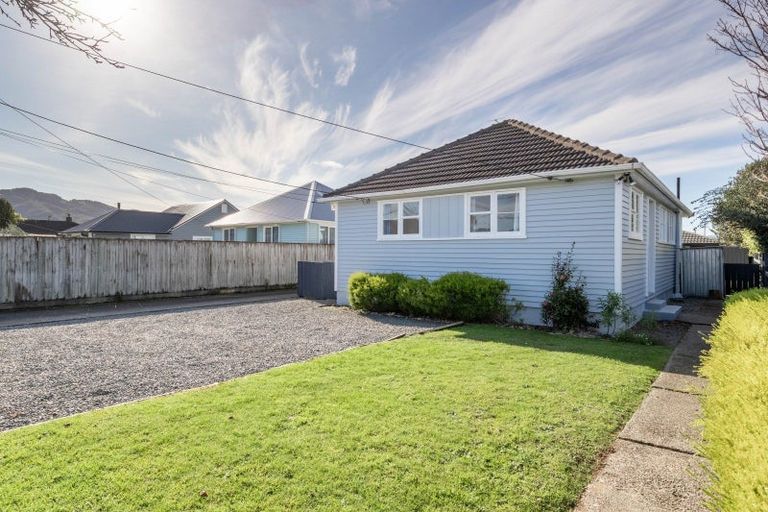 Photo of property in 19 Liverpool Street, Trentham, Upper Hutt, 5018
