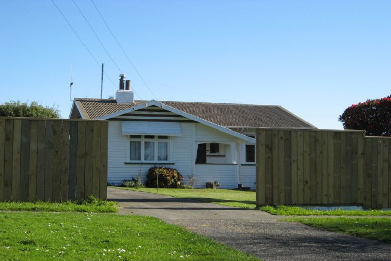 Photo of property in 64 Grey Street, Shannon, 4821