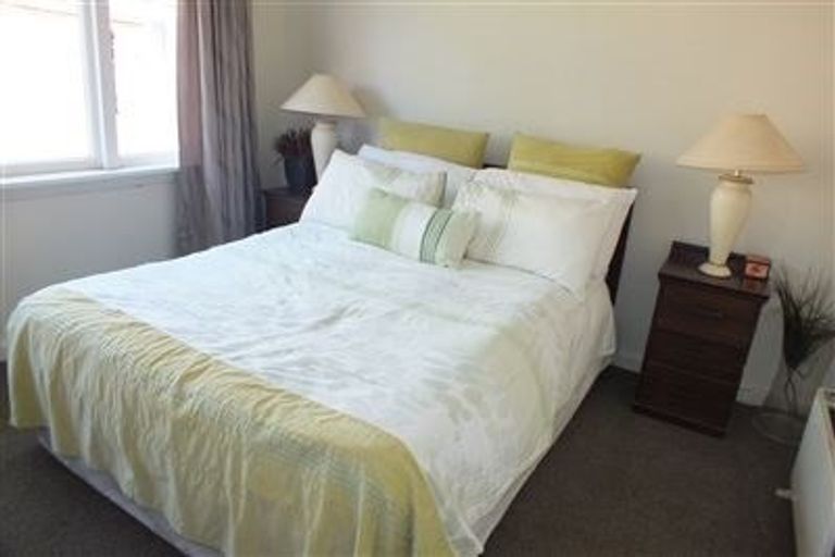 Photo of property in 2/69a Mandeville Street, Riccarton, Christchurch, 8011