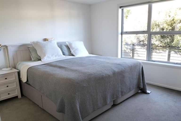 Photo of property in 9 Otonga Heights, Maungaraki, Lower Hutt, 5010