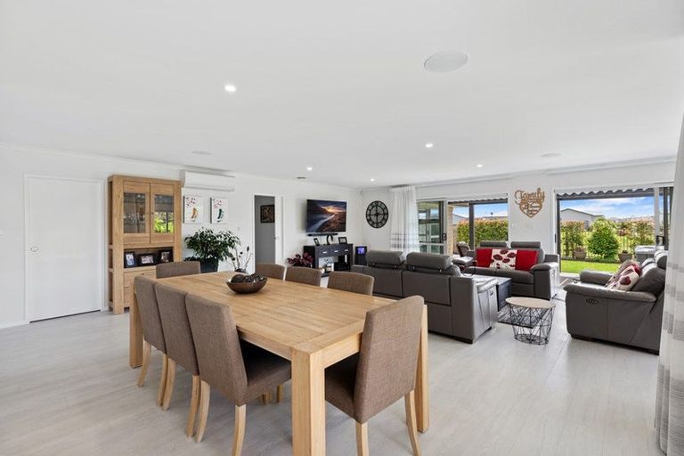 Photo of property in 30 Cupples Street, Papamoa Beach, Papamoa, 3118