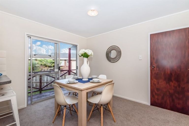 Photo of property in 81 John Downs Drive, Browns Bay, Auckland, 0630