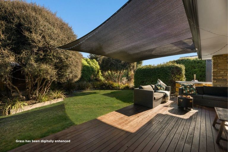 Photo of property in 11 Hikuwai Drive, Albert Town, Wanaka, 9305