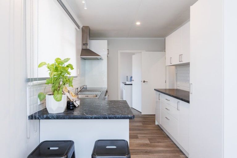 Photo of property in 1 Newbury Street, Awapuni, Palmerston North, 4412