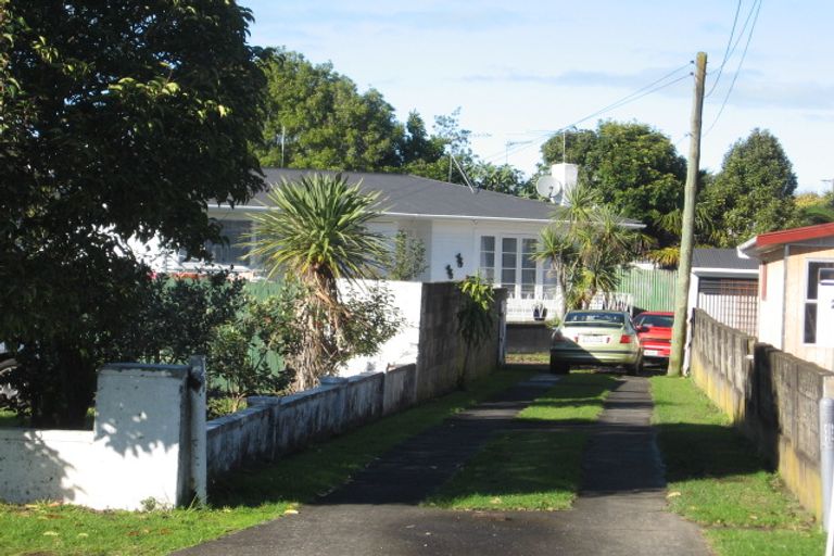Photo of property in 21 Clark Street, Manurewa, Auckland, 2102