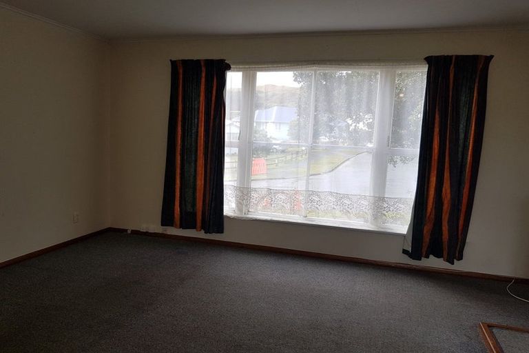 Photo of property in 153-155 Bedford Street, Cannons Creek, Porirua, 5024