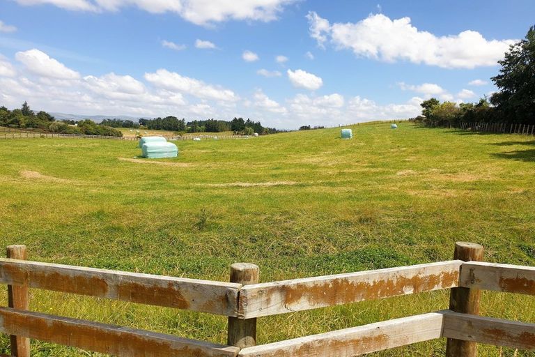 Photo of property in 143h Smith Road, Dannevirke, 4978