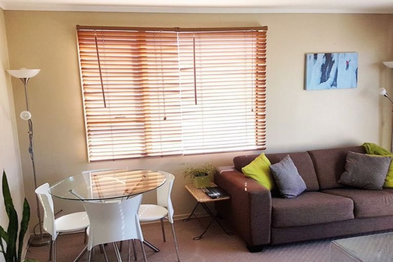 Photo of property in 1/102 Lyall Parade, Lyall Bay, Wellington, 6022