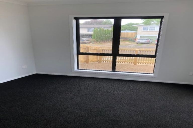 Photo of property in 2/18 Fuchsia Avenue, Pukete, Hamilton, 3200