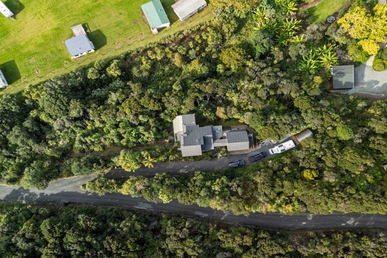 Photo of property in 19 Te Kahikatoa Peninsula Road, Kaeo, 0478