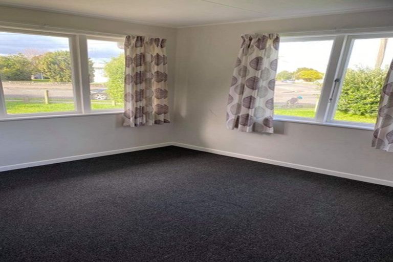 Photo of property in 68 Waerenga Road, Otaki, 5512