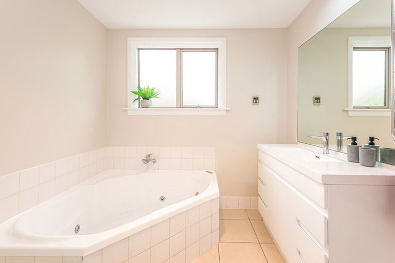 Photo of property in 57 Lagan Street, Belfast, Christchurch, 8051