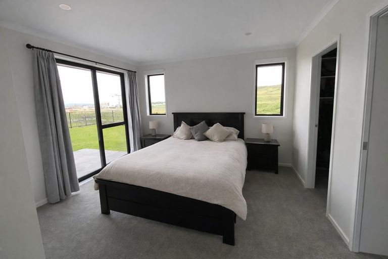 Photo of property in 50 Peacock Place, Pokeno, 2402