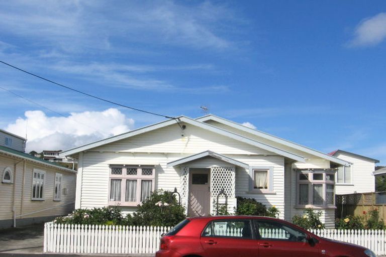 Photo of property in 26 Torridon Road, Miramar, Wellington, 6022