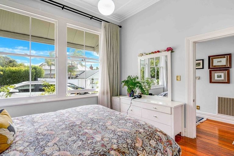 Photo of property in 1 Amiria Street, Saint Marys Bay, Auckland, 1011