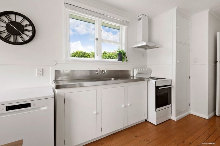 Photo of property in 31 Rawlings Street, Bader, Hamilton, 3206