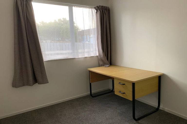 Photo of property in 1/45 Everglade Drive, Goodwood Heights, Auckland, 2105