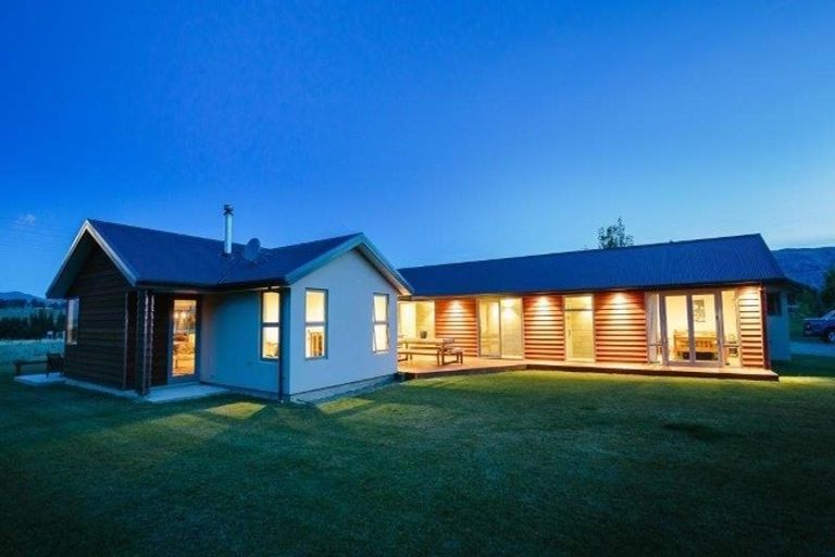 Photo of property in 1105 Aubrey Road, Albert Town, Wanaka, 9305