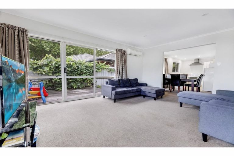 Photo of property in 2/36 Brittan Street, Linwood, Christchurch, 8011