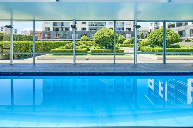 Photo of property in Sanctum Apartment, 10 Ebor Street, Te Aro, Wellington, 6011