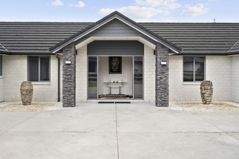 Photo of property in 51 Baxter Michael Crescent, Cambridge, 3434