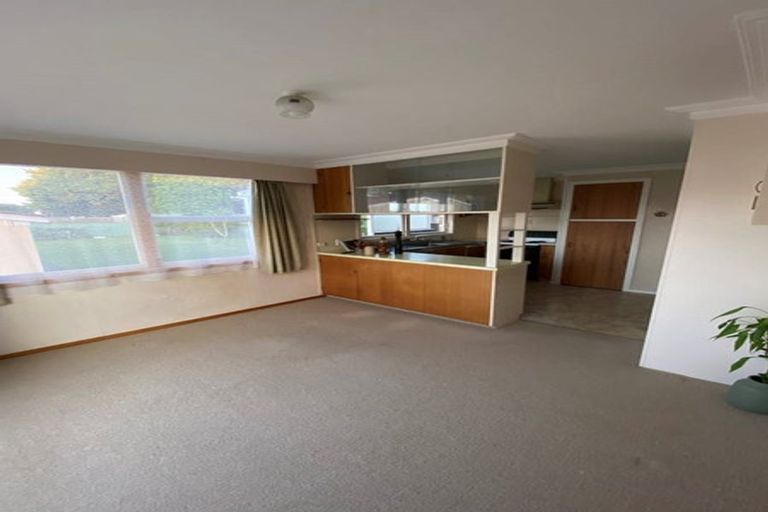 Photo of property in 241 Mangorei Road, Merrilands, New Plymouth, 4312