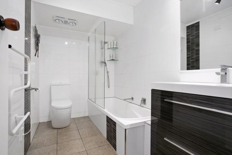 Photo of property in 6 Fletcher Place, Leamington, Cambridge, 3432