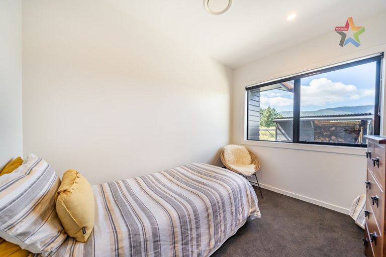 Photo of property in 13 Mount Marua Way, Timberlea, Upper Hutt, 5018