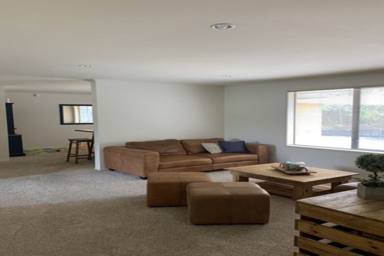 Photo of property in 9 Toomer Place, Beachlands, Auckland, 2018