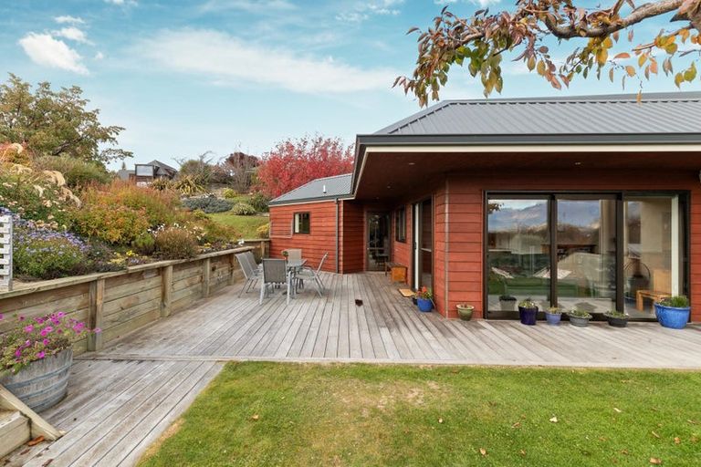 Photo of property in 98 Hunter Crescent, Wanaka, 9305