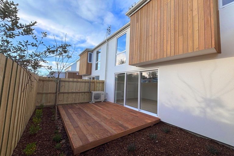 Photo of property in 98b Geraldine Street, Edgeware, Christchurch, 8013