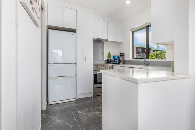 Photo of property in 1/39 Kinloch Place, Papakowhai, Porirua, 5024