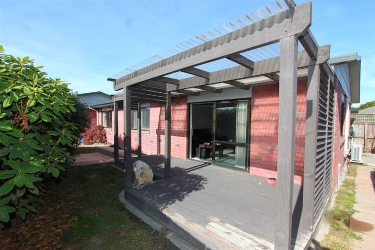 Photo of property in 26 Kirsten Place, Parklands, Christchurch, 8083