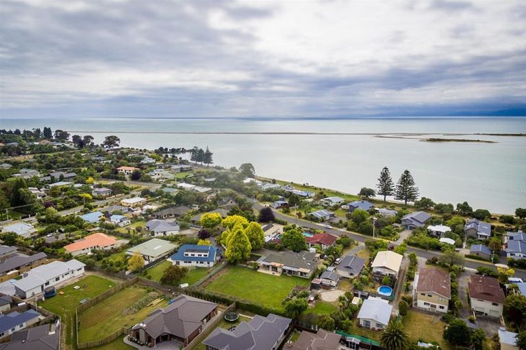 Photo of property in 13 Memorial Drive, Motueka, 7120