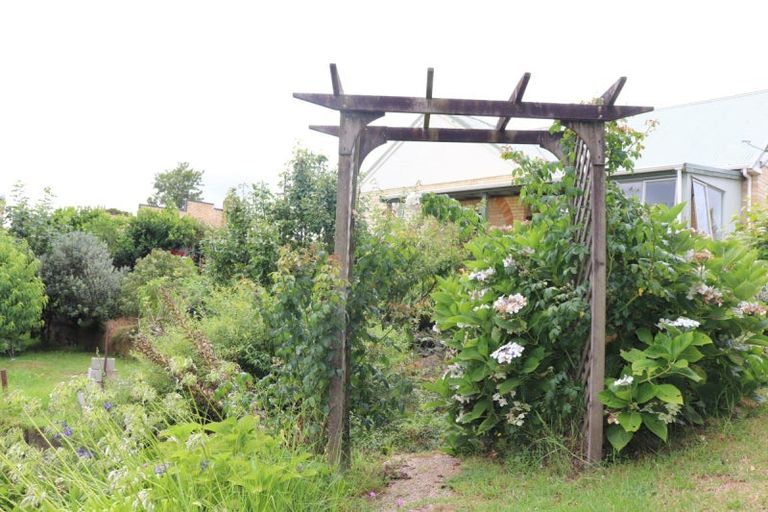 Photo of property in 190 Great South Road, Huntly, 3700