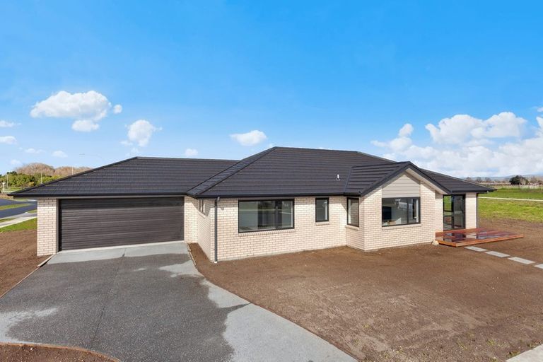 Photo of property in 1 Karearea Drive, Coastlands, Whakatane, 3120