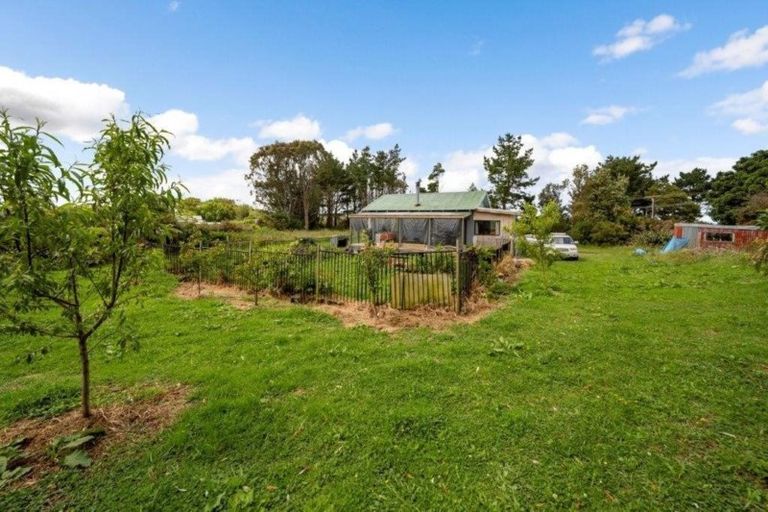 Photo of property in 2952 Eltham Road, Opunake, 4682