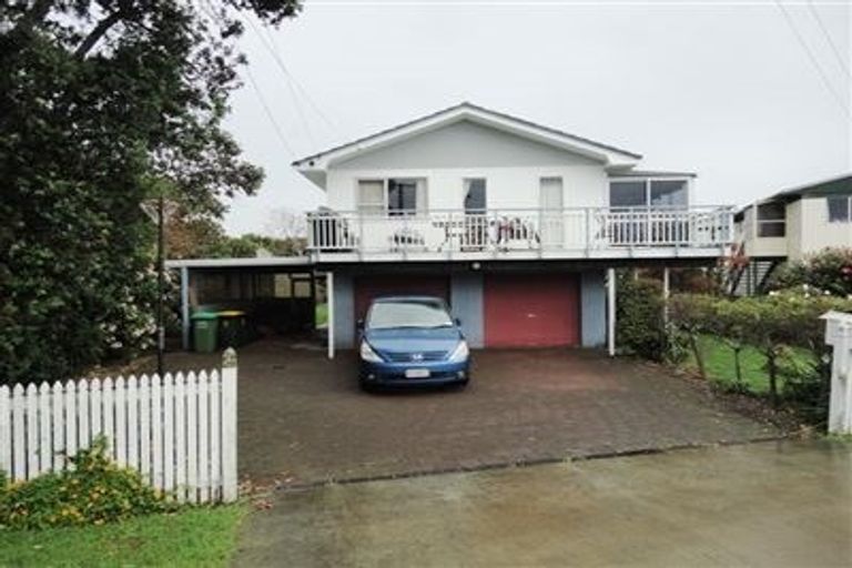 Photo of property in 22 Karaka Road, Beachlands, Auckland, 2018