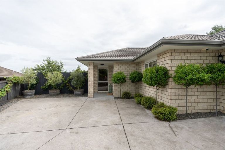 Photo of property in 60 Magellan Rise, Flagstaff, Hamilton, 3210