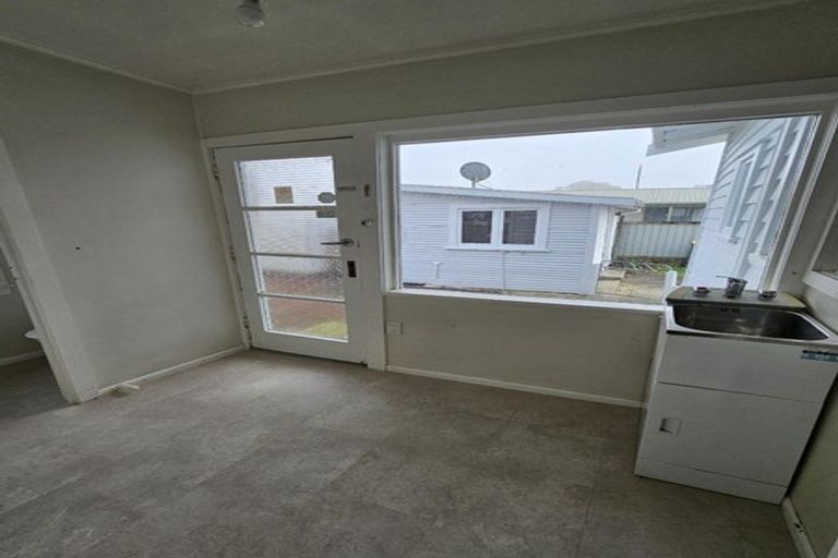 Photo of property in 4 Grandview Road, Nawton, Hamilton, 3200