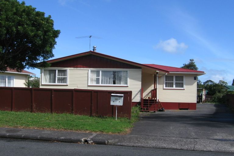 Photo of property in 1/121 Riverpark Crescent, Henderson, Auckland, 0610
