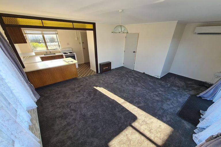 Photo of property in 2/59 Cypress Drive, Maungaraki, Lower Hutt, 5010